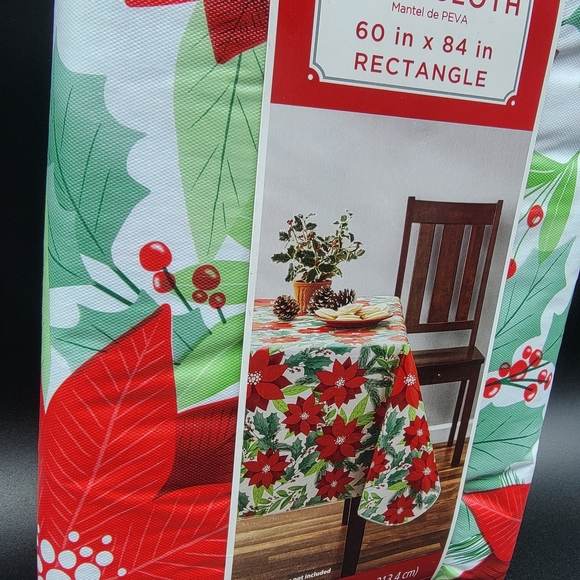 Poinsettia PEVA Vinyl Tablecloth 60 x 84 inch Rectangle Holiday Time Christmas - Picture 5 of 9
